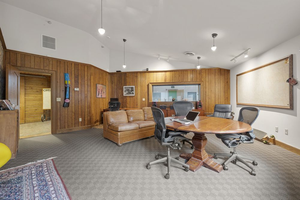 Horizons Drive Office: 4000 Horizons Dr, Columbus, OH 43220